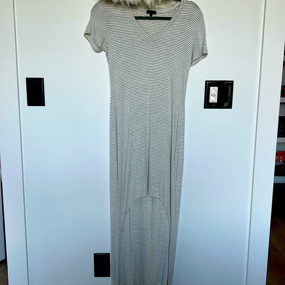 Sen high low cotton dress.